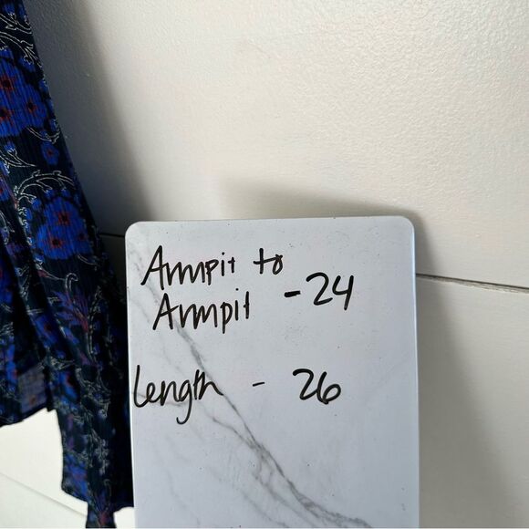 Derek Lam Crosby Women’s 16 Patterned Bell Cuff Blouse Flawed - Picture 2 of 6